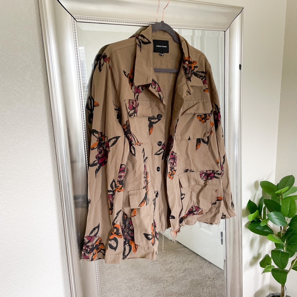 Button Down Utility Jacket - Picture 3 of 9